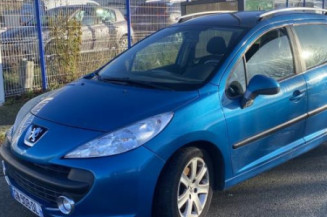 Pare choc arriere PEUGEOT 207