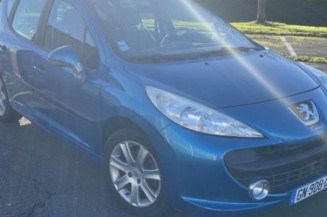 Pare choc arriere PEUGEOT 207