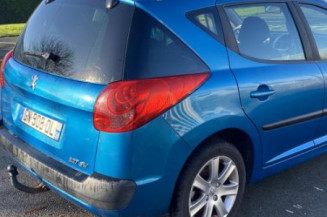 Pare choc arriere PEUGEOT 207