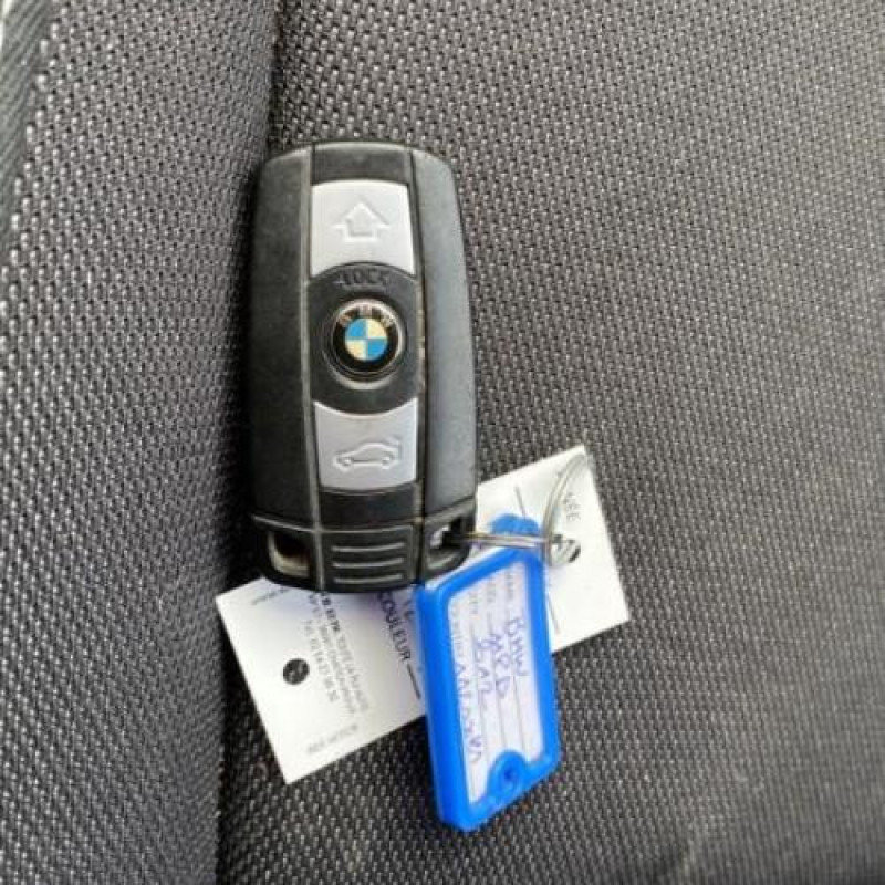 Pretensionneur de ceinture avant droit BMW SERIE 1 E87 Photo n°6