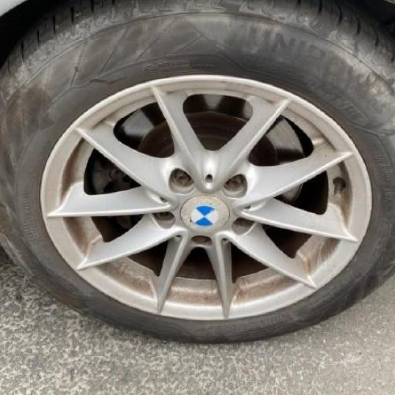 Pretensionneur de ceinture avant droit BMW SERIE 1 E87 Photo n°20