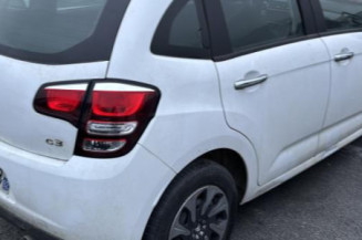 Pare boue arriere droit CITROEN C3 2