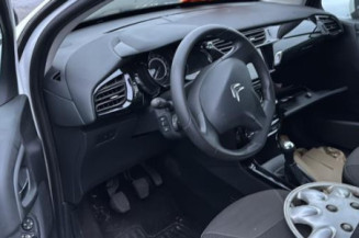 Pare boue arriere droit CITROEN C3 2