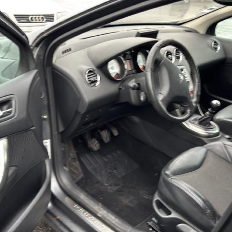 Pare boue arriere gauche PEUGEOT 308 1 Photo n°11
