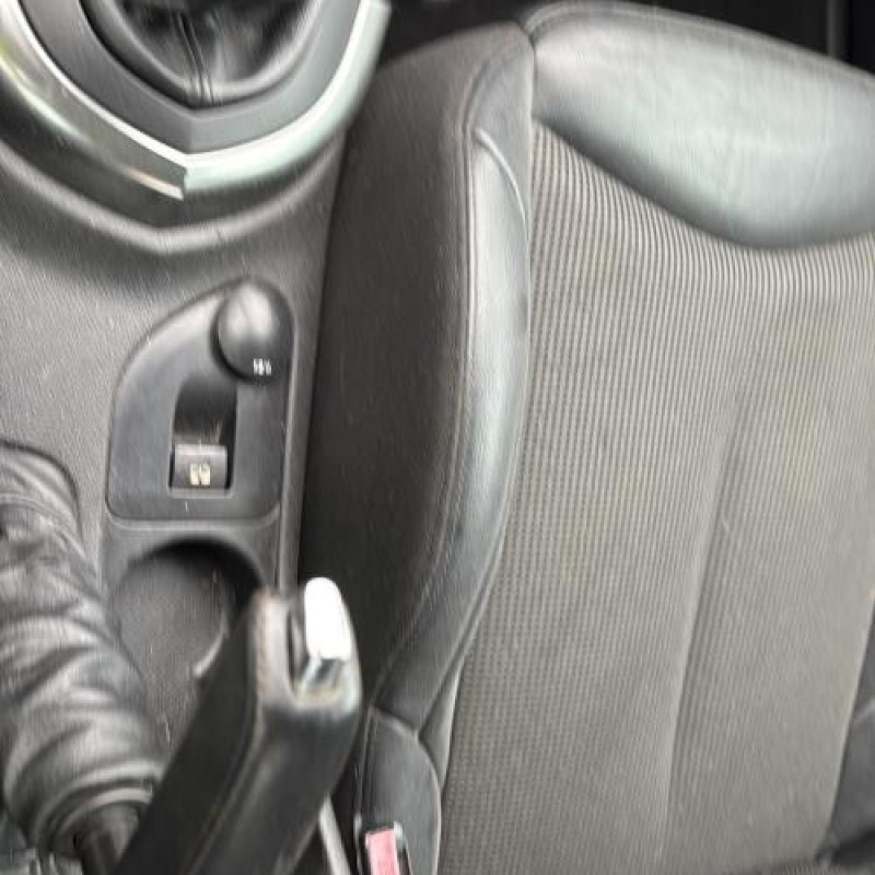 Pare boue arriere gauche PEUGEOT 308 1 Photo n°17