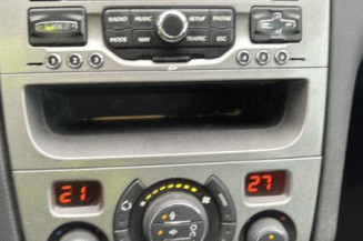 Pare boue arriere gauche PEUGEOT 308 1