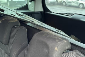Amortisseur avant droit PEUGEOT 5008 1