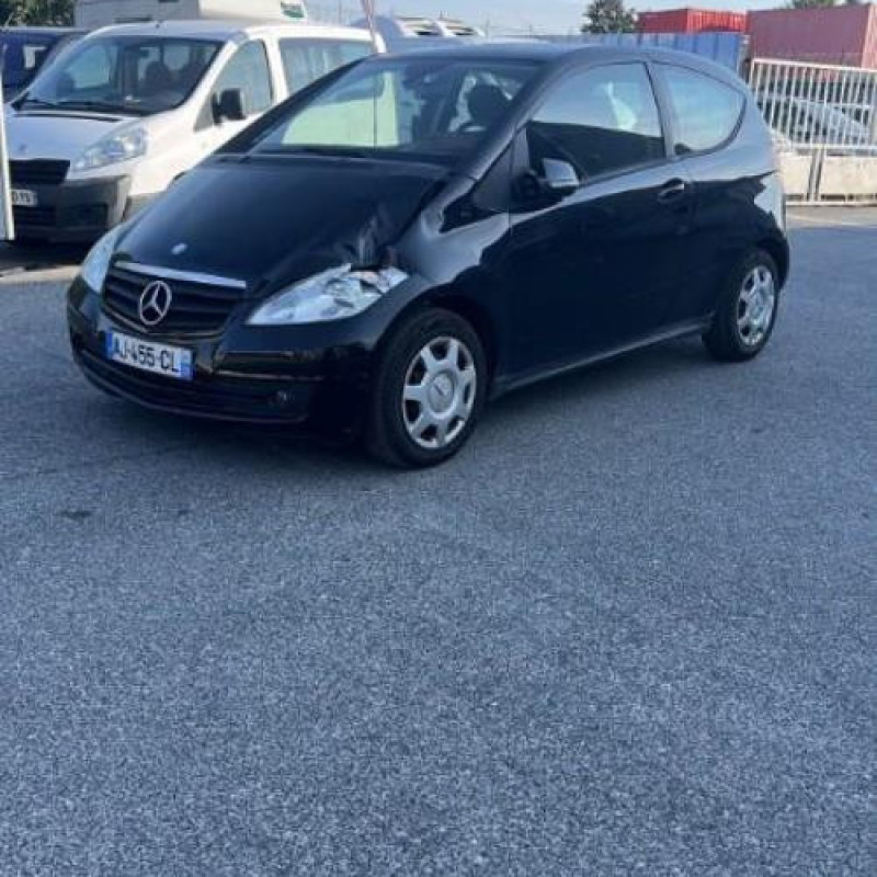 Feu arriere principal droit (feux) MERCEDES CLASSE A 169 Photo n°18