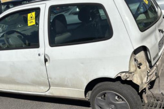 Leve vitre electrique avant droit RENAULT TWINGO 1