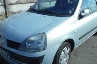 Pivot de moyeu avant droit RENAULT CLIO 2