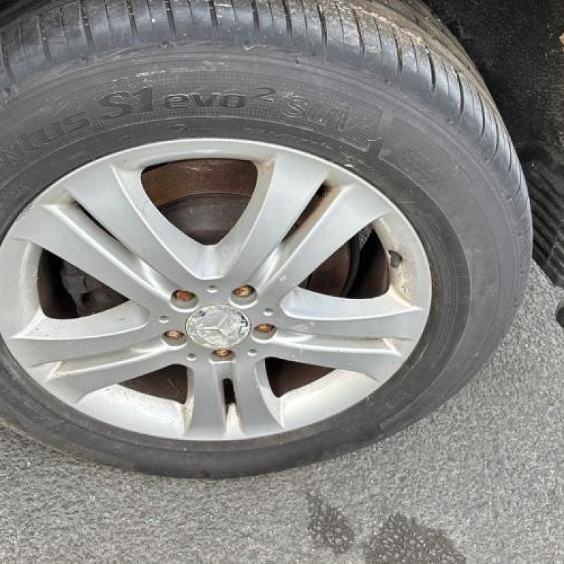 Pretensionneur de ceinture avant gauche MERCEDES CLASSE R 251 Photo n°18