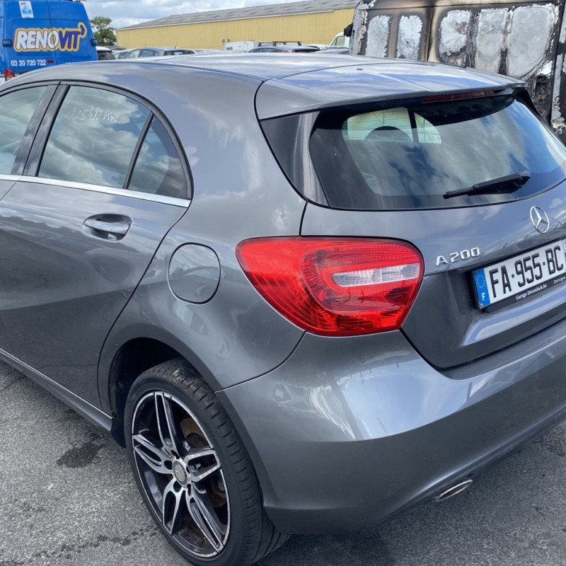 MERCEDES CLASSE A 176 PHASE 1 200 1.8 CDI - 16V TURBO Photo n°4