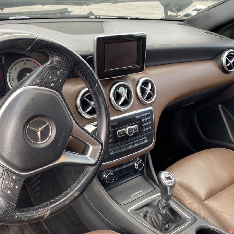 MERCEDES CLASSE A 176 PHASE 1 200 1.8 CDI - 16V TURBO Photo n°15