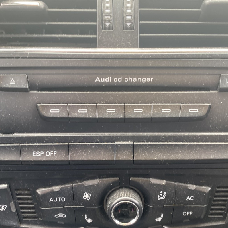 AUDI A4 3 AVANT PHASE 1 BREAK 2.0 TDI - 16V TURBO Photo n°9