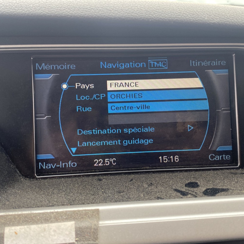 AUDI A4 3 AVANT PHASE 1 BREAK 2.0 TDI - 16V TURBO Photo n°28