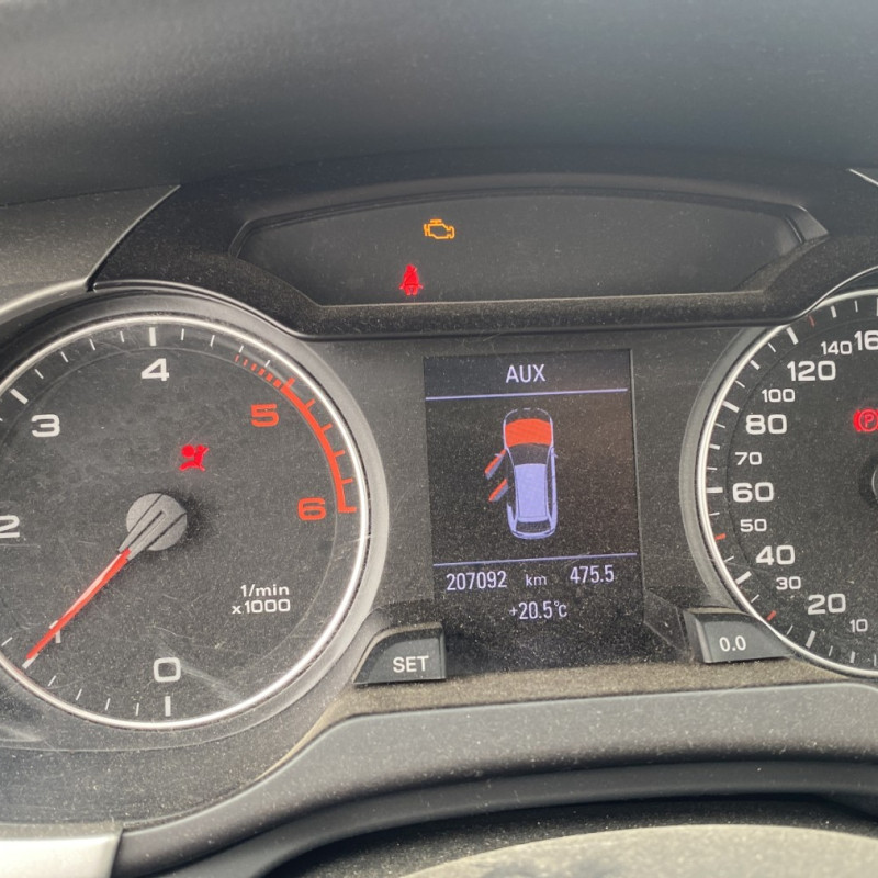 AUDI A4 3 AVANT PHASE 1 BREAK 2.0 TDI - 16V TURBO Photo n°32