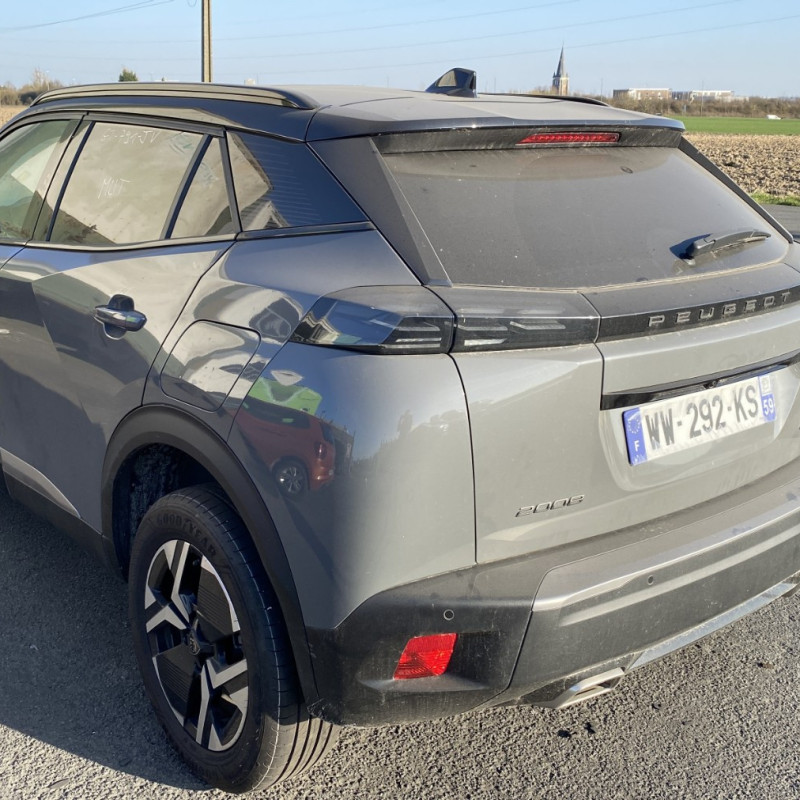 PEUGEOT 2008 2 1.2 PURETECH - 12V TURBO Photo n°4