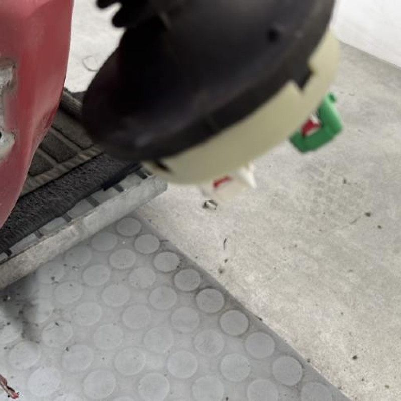 Porte avant droit CITROEN C3 2 Photo n°5