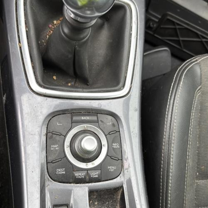 Bloc ABS (freins anti-blocage) RENAULT LAGUNA 3 Photo n°18