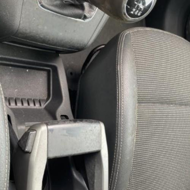 Renfort pare choc avant (traverse) OPEL ZAFIRA B Photo n°15