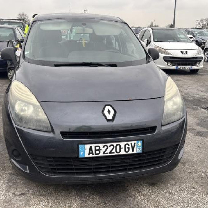 Malle/Hayon arriere RENAULT GRAND SCENIC 3 Photo n°20