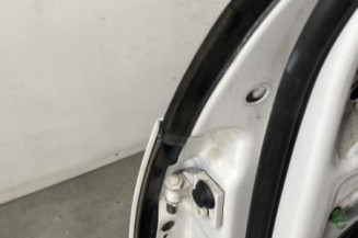 Porte avant droit VOLKSWAGEN GOLF 5