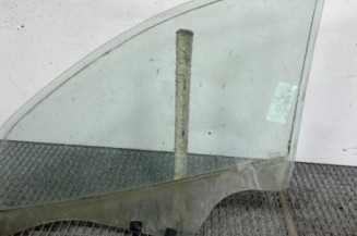 Vitre avant droit DACIA SANDERO 1