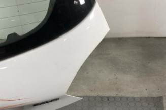 Malle/Hayon arriere PEUGEOT 208 1