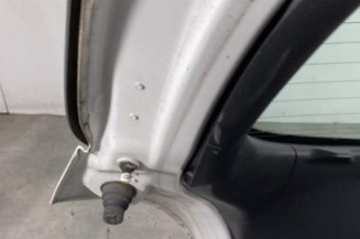Malle/Hayon arriere PEUGEOT 208 1