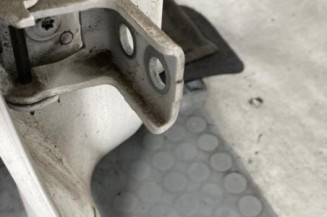 Porte arriere droit PEUGEOT 208 1