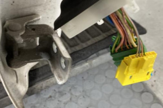 Porte avant droit PEUGEOT 208 1