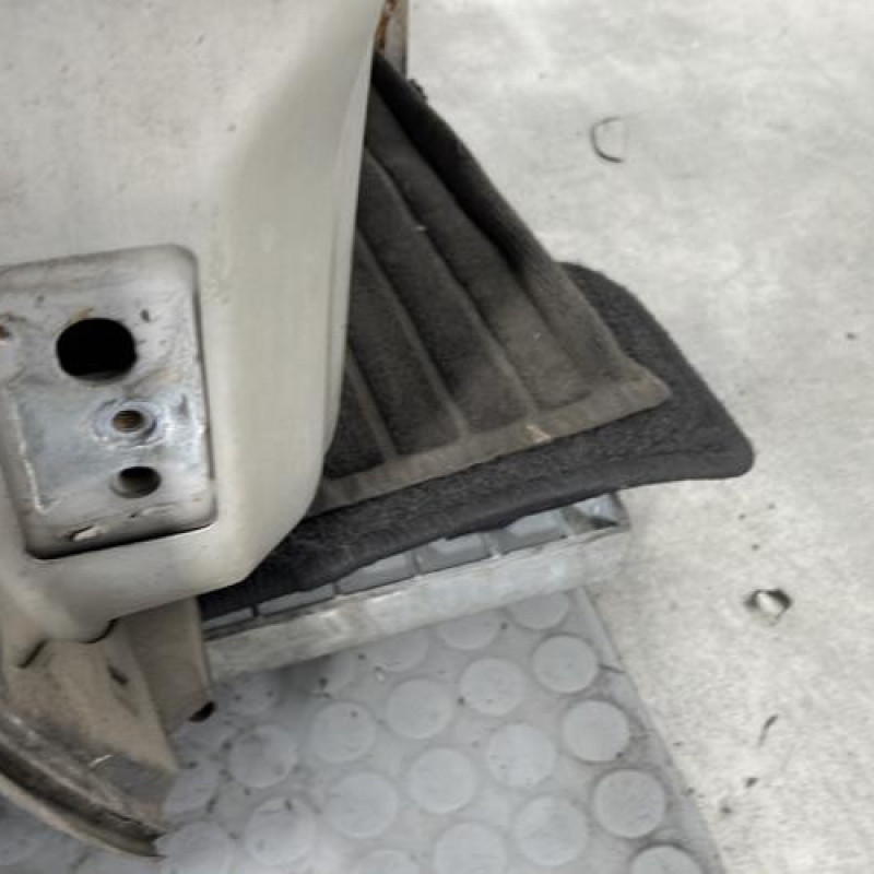 Porte avant droit PEUGEOT 207 Photo n°5