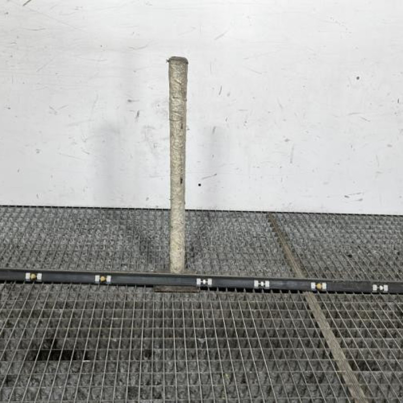 Baguette de porte avant droite BMW SERIE 3 E46 Photo n°4
