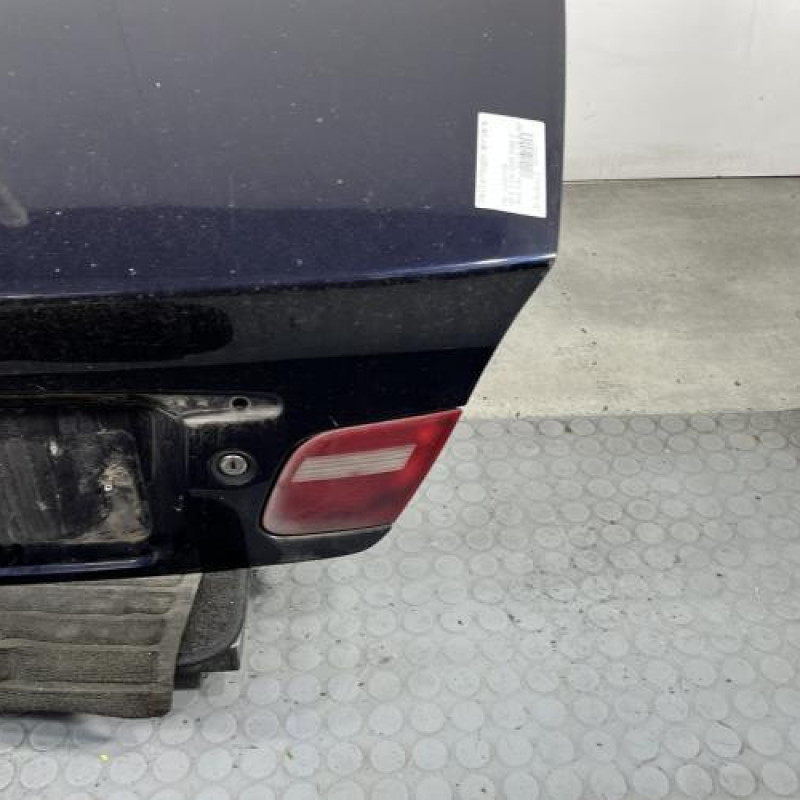 Malle/Hayon arriere BMW SERIE 3 E46 Photo n°4