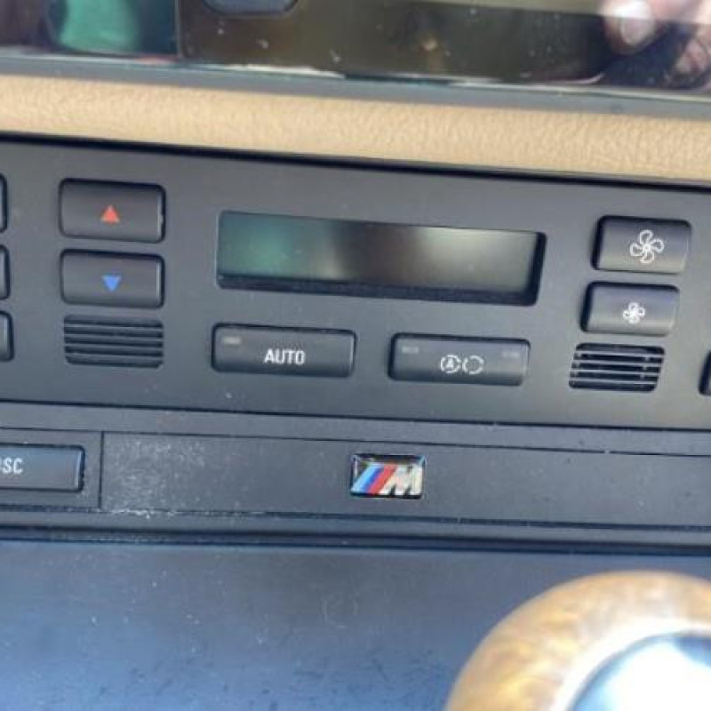 Malle/Hayon arriere BMW SERIE 3 E46 Photo n°12