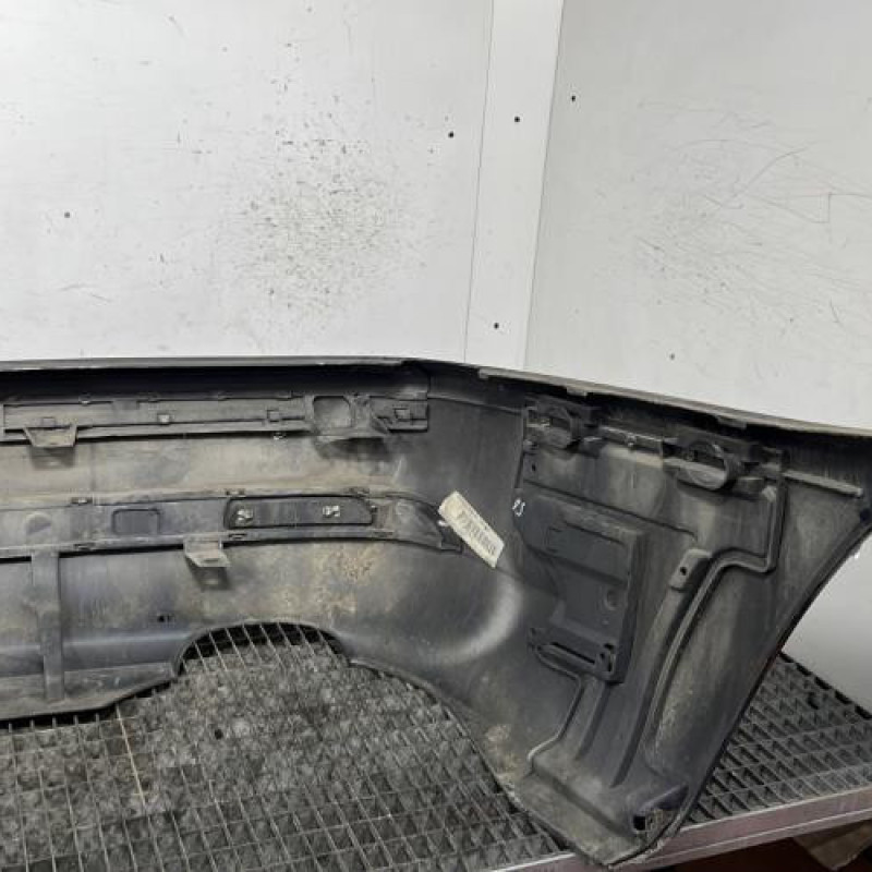 Pare choc arriere BMW SERIE 3 E46 Photo n°4