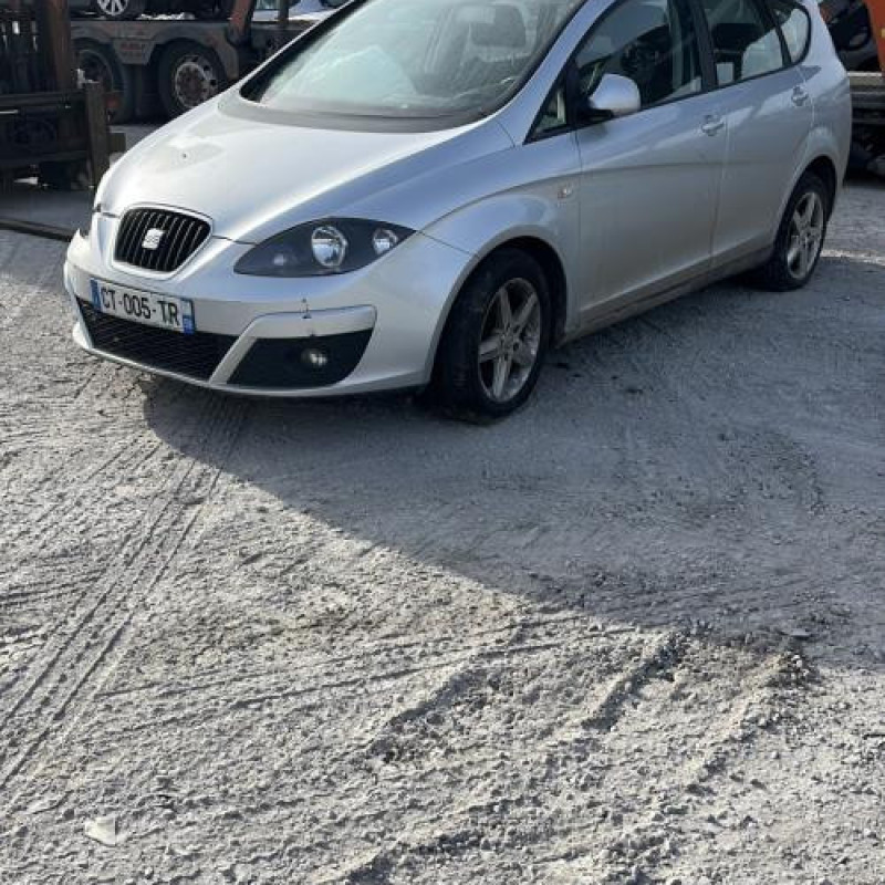 Malle/Hayon arriere SEAT ALTEA Photo n°15