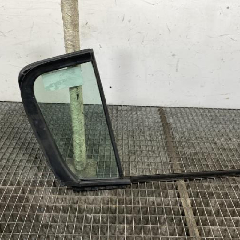 Custode arriere gauche (porte) RENAULT CLIO 3 Photo n°4