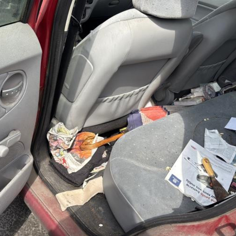 Renfort pare choc avant (traverse) CITROEN C3 1 Photo n°17