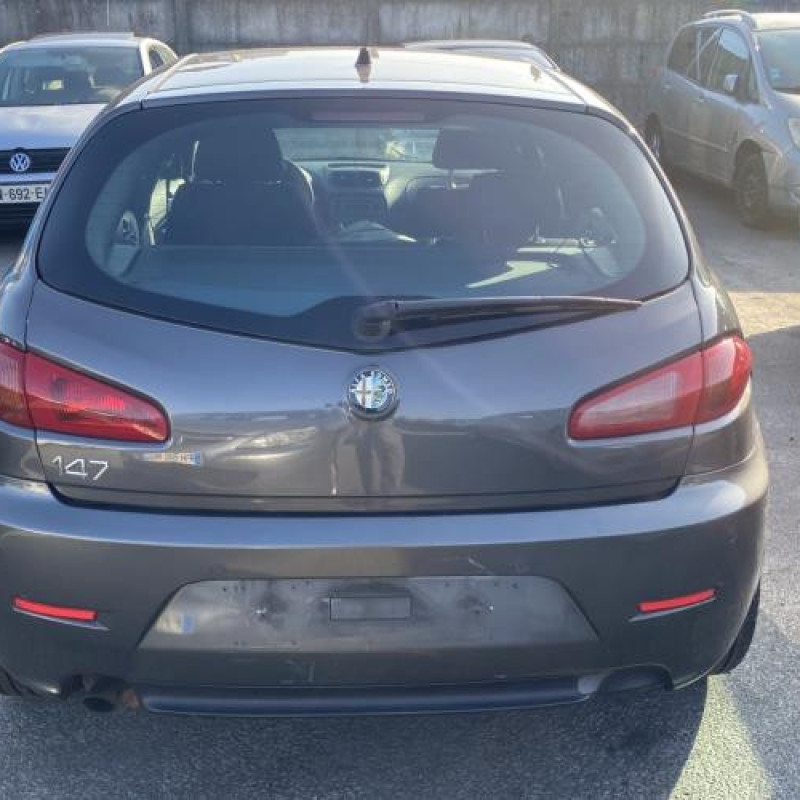 Capot ALFA ROMEO 147 Photo n°16