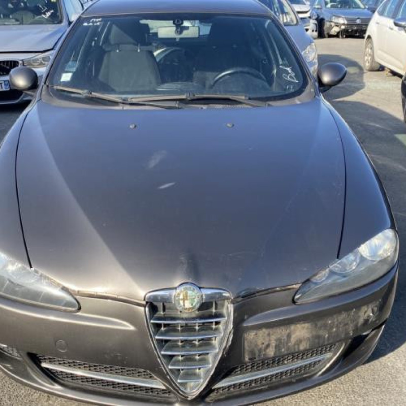 Capot ALFA ROMEO 147 Photo n°20