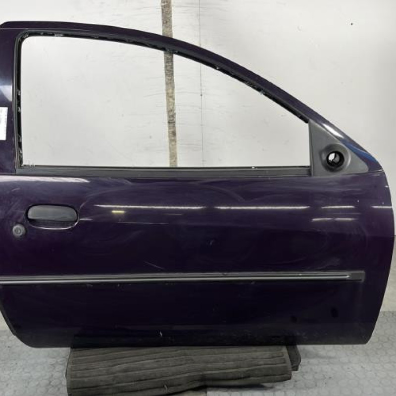 Porte avant droit FORD KA 1 Photo n°1
