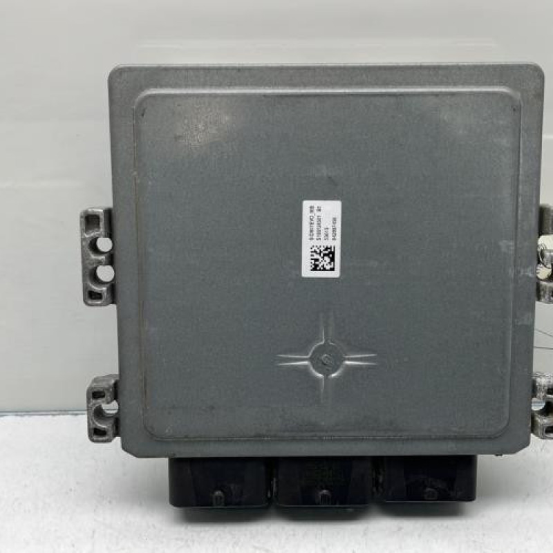 Calculateur moteur PEUGEOT 308 2 Photo n°4