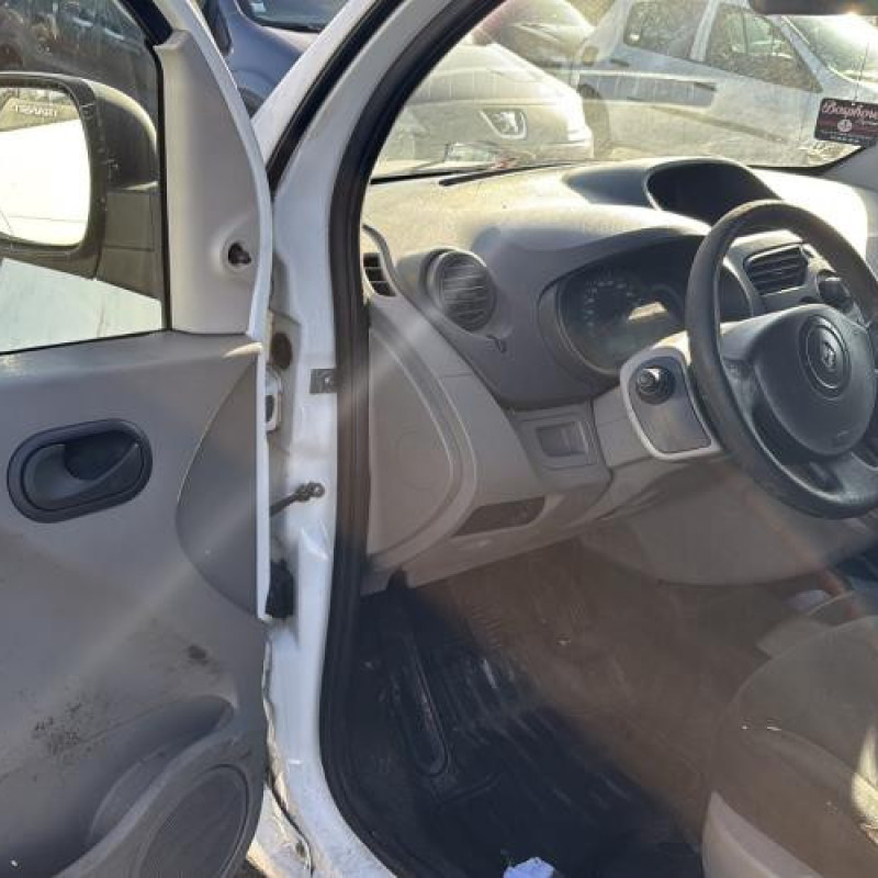 Calandre RENAULT KANGOO 2 Photo n°14