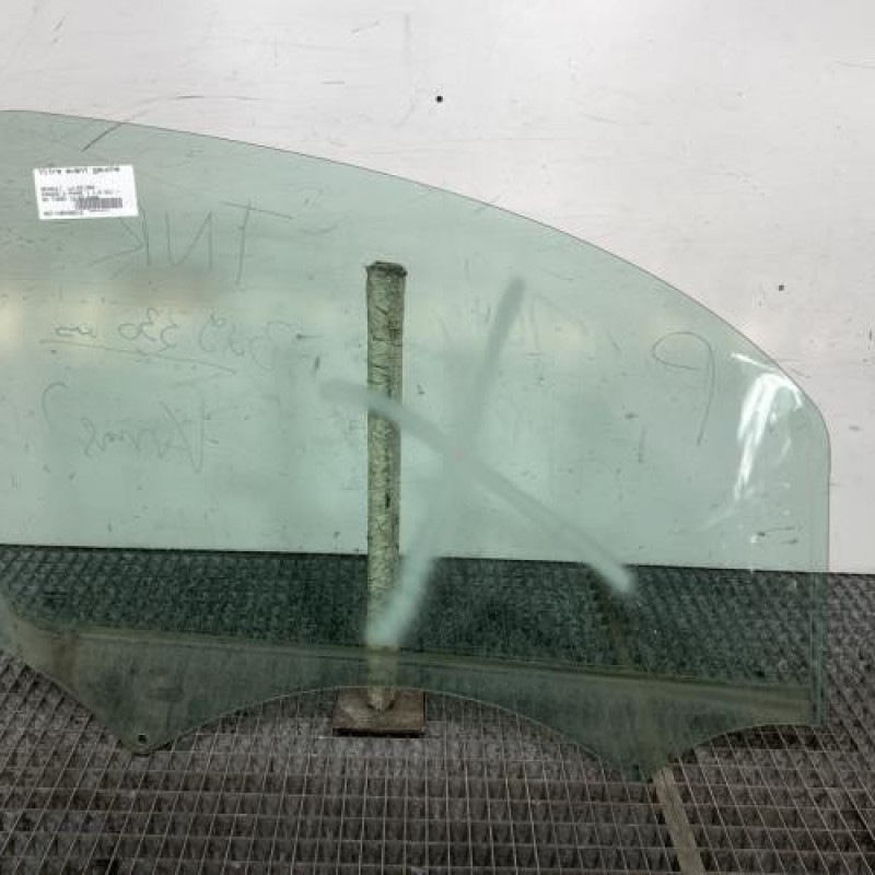 Vitre avant gauche RENAULT KANGOO 2 Photo n°6