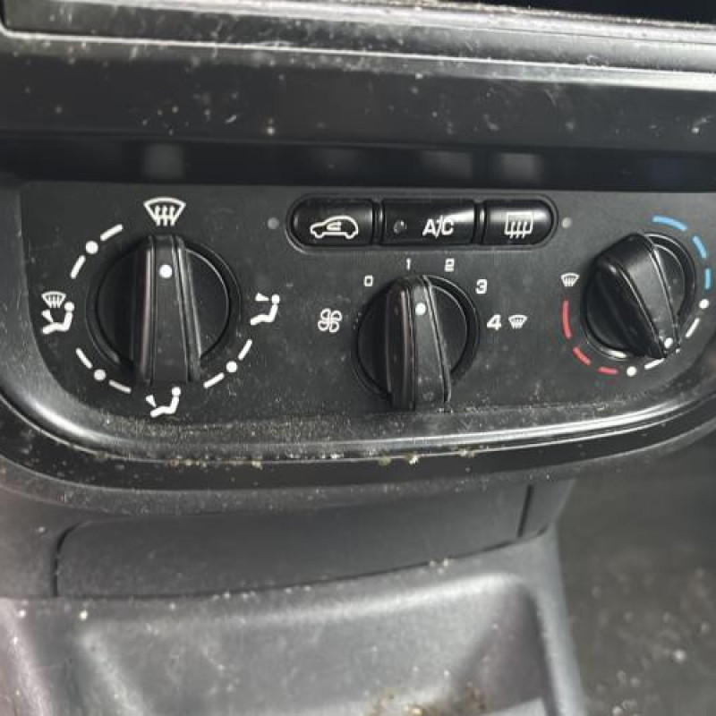 Boitier servitude moteur (BSM) CITROEN C2 Photo n°19