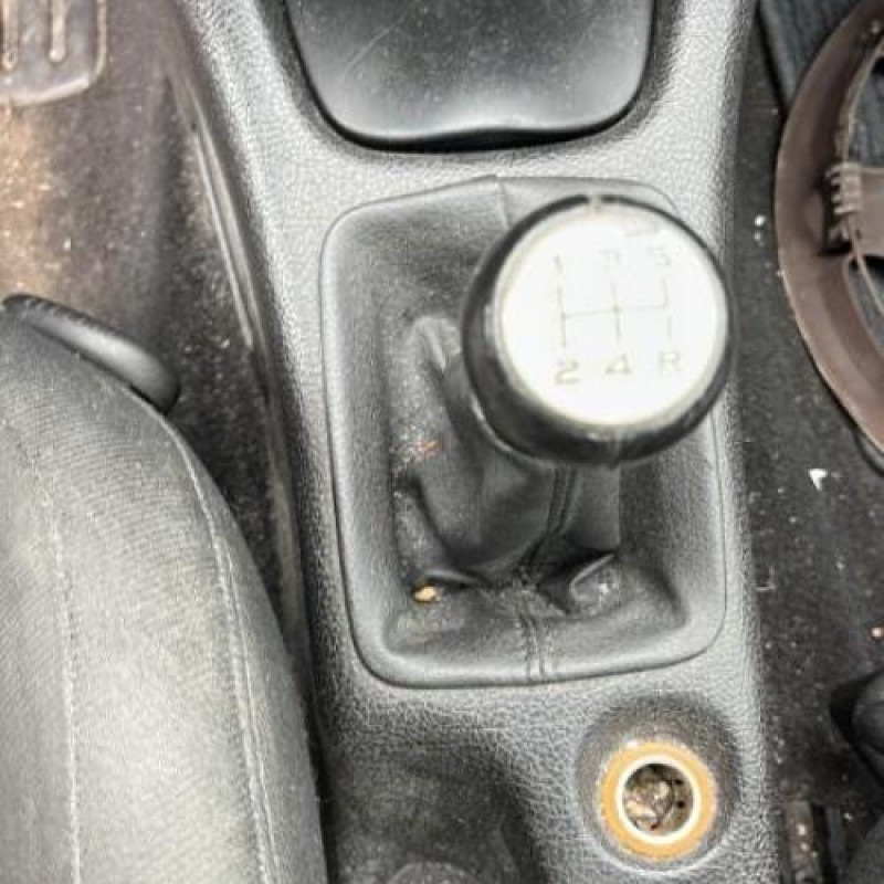 Bouchon de carburant PEUGEOT 206 Photo n°18