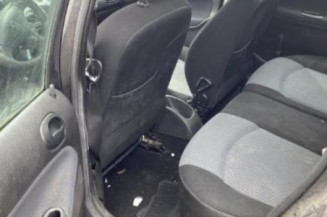 Serrure avant droit PEUGEOT 206