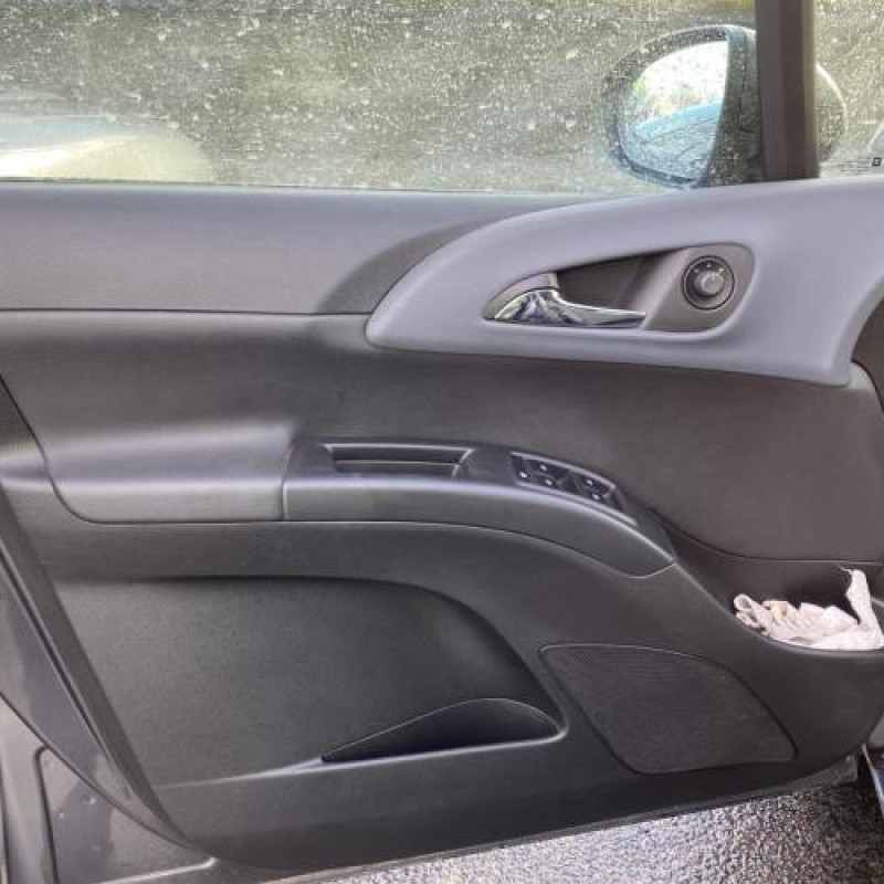 Interrupteur de leve vitre avant gauche OPEL MERIVA B Photo n°14