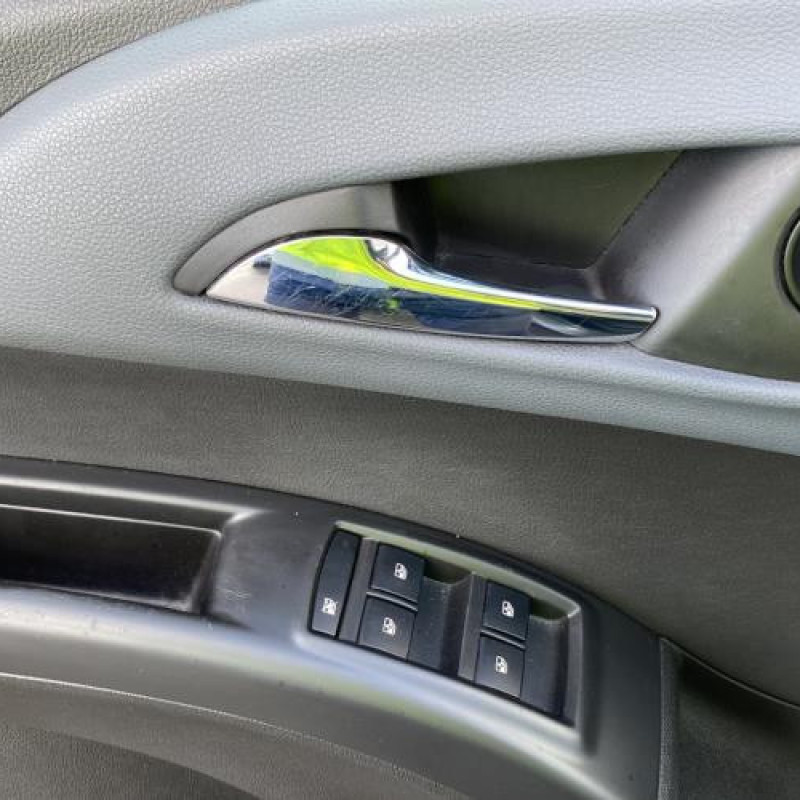 Interrupteur de leve vitre avant gauche OPEL MERIVA B Photo n°15